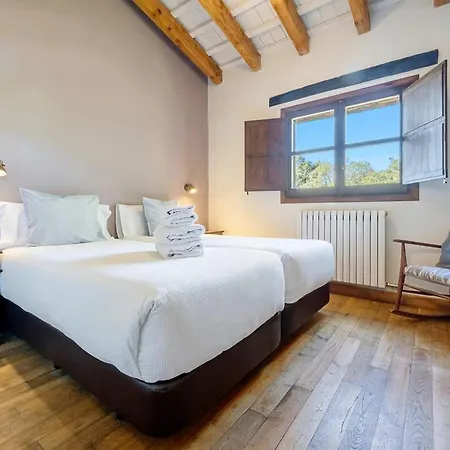 Spacious House With Private Pool In Rojals, For 12 People Rojals